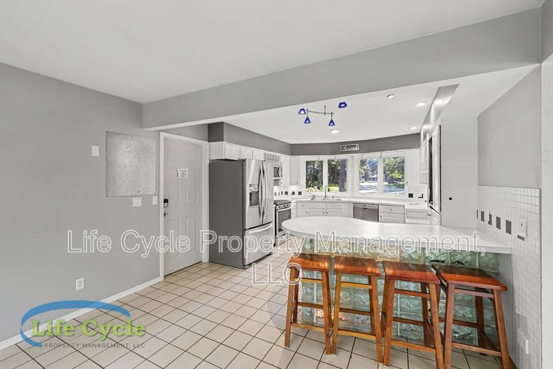 Hudsonville Condo: 4395 Shady Oak Court - 1