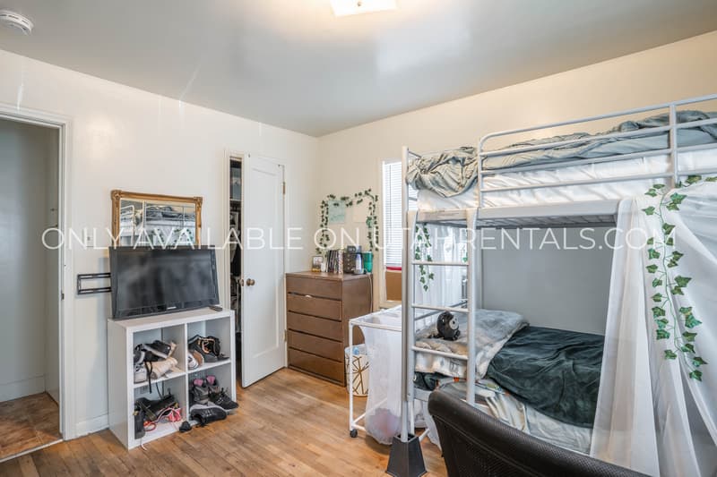 Provo House: 545 E 400 N
