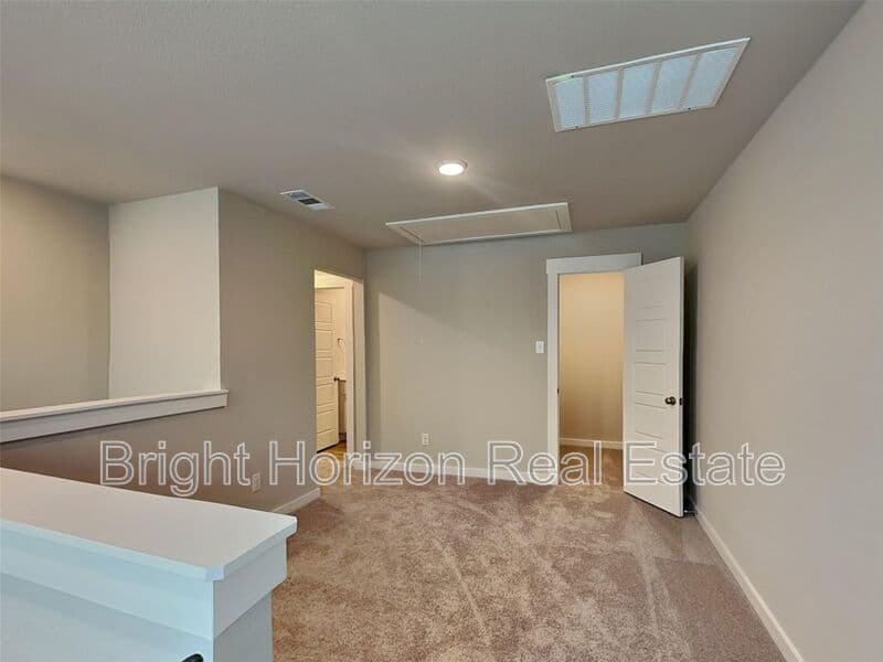 Fort Worth House: 226 Territory Trail