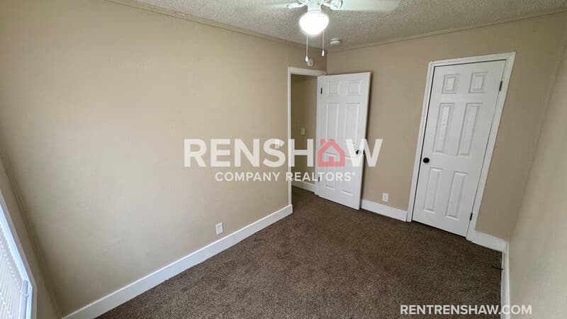 Memphis House: 822 Eyers Rd