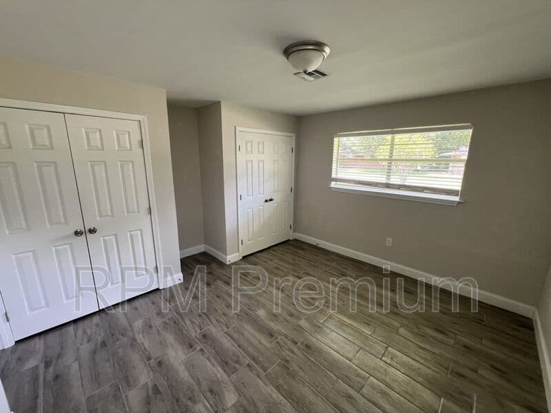 Baton Rouge House: 10444 Browning Dr.