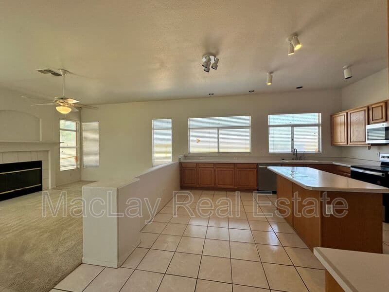 Phoenix House: 2744 E Amberwood Dr