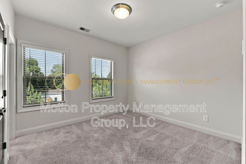 Scottdale House: 776 Angora Alley