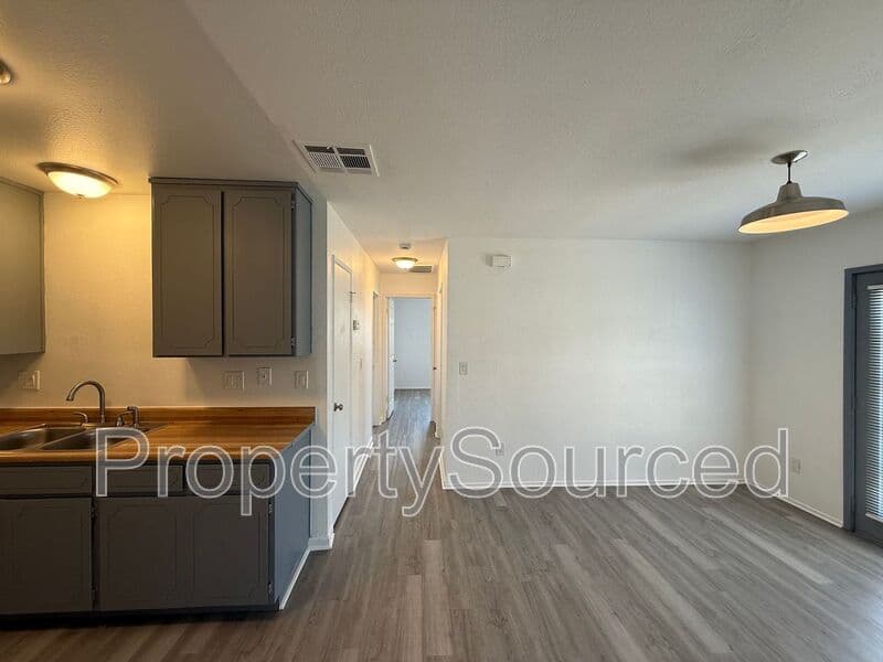 Stockton Townhome: 1944 Hickock Ct