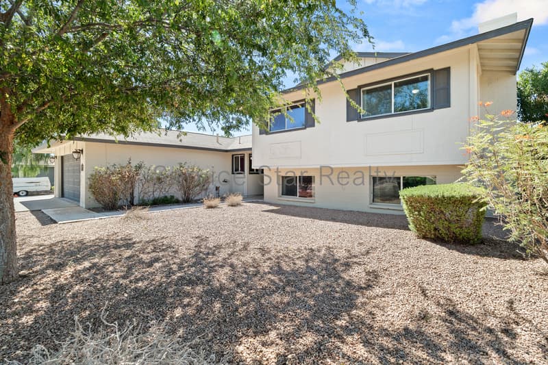 Scottsdale House: 5620 N 83rd St