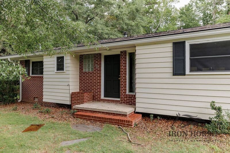 Athens House: 160 Harold Drive