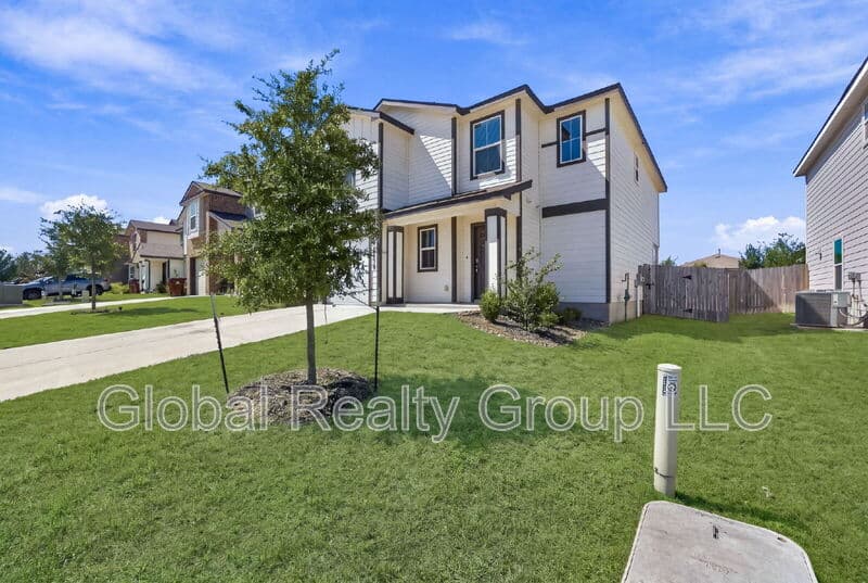 San Antonio House: 1159 Pacific Monarch