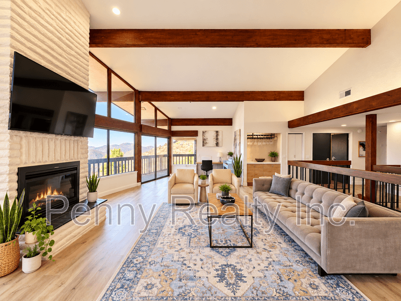 Escondido House: 9603 Indian Creek Way