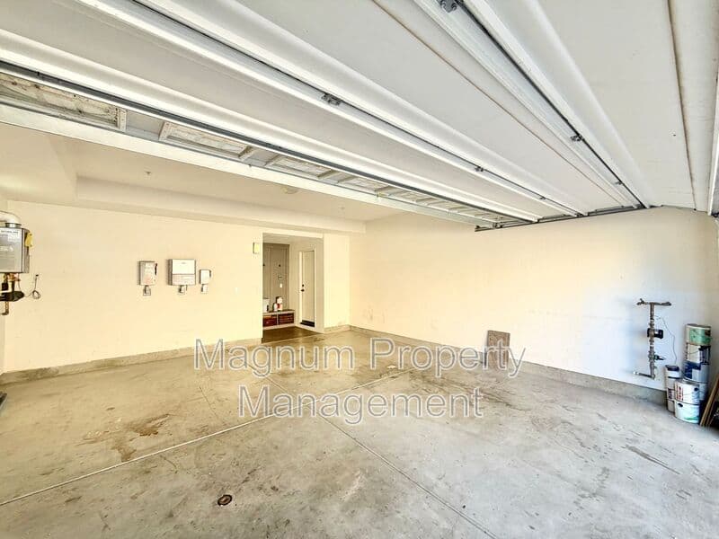 Temecula House: 28075 Calle Bonita