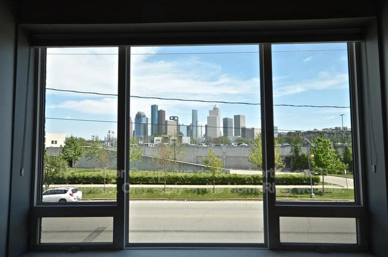 Houston House: 1324 Taft St