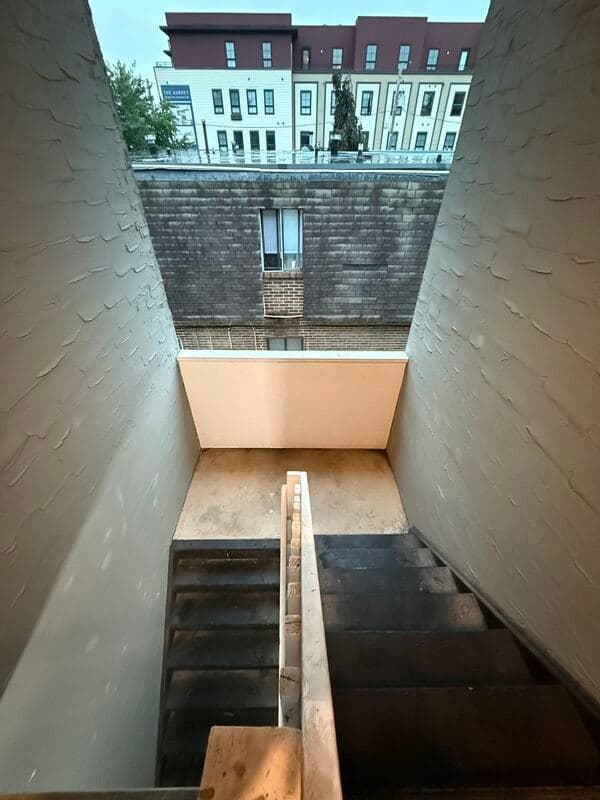 Columbus Condo: 1235 Summit Street