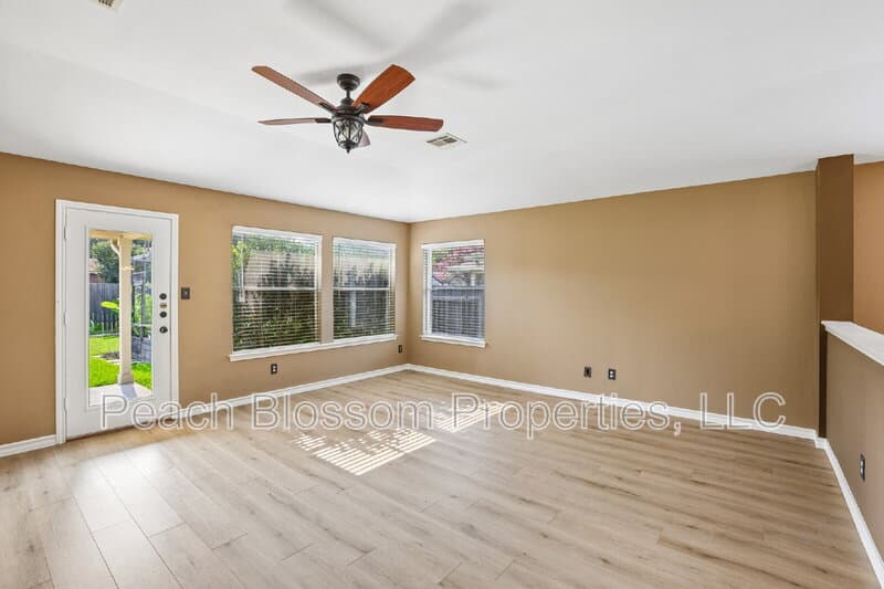 Round Rock House: 2656 Bradley Lane