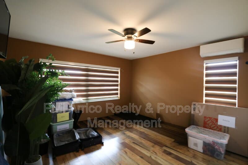 Sun City Center House: 304 Brockfield Drive