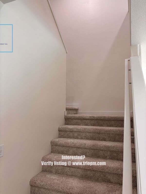 Eugene House: 1145 Ludgate Drive