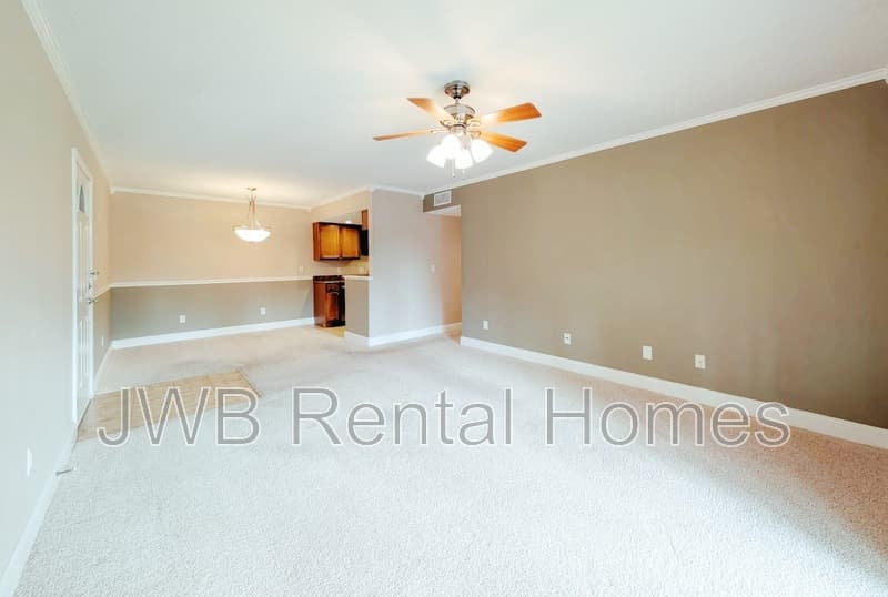 Jacksonville Condo: 3737 Loretto Rd #407
