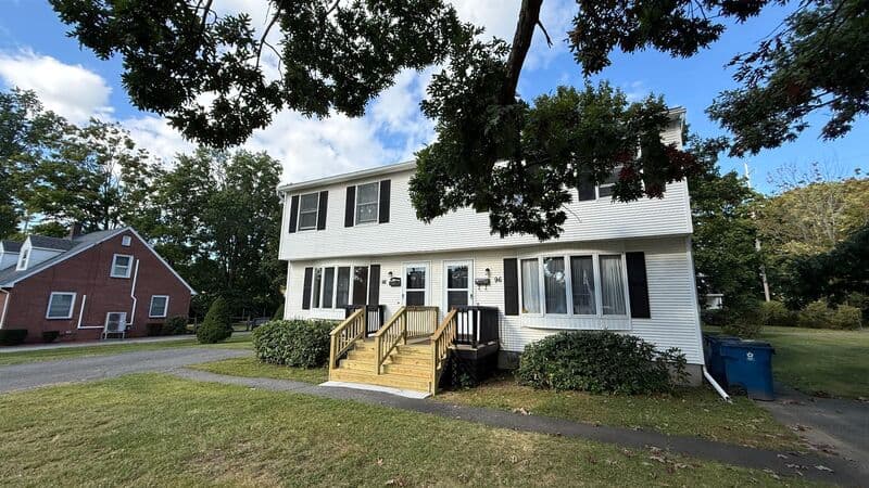 West Springfield Condo: 96-98 Silver St
