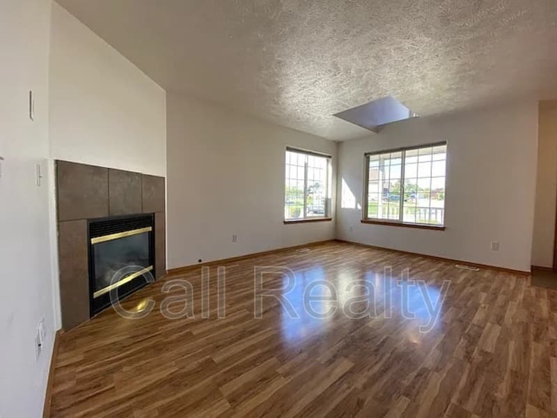 Spokane Valley House: 921 S Shelley Lake Ln