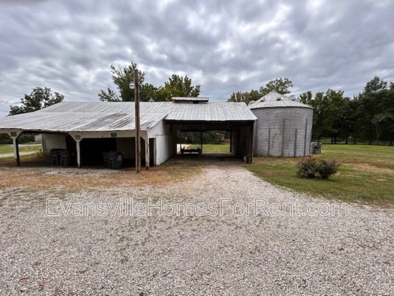 Evansville House: 4500 Middle Mount Vernon Road