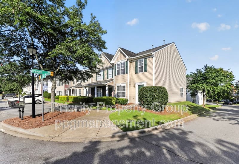 Charlotte Townhome: 3204 Barons Court Road - 1