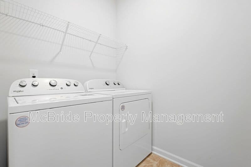 Aiken House: 6036 Beadlow Street