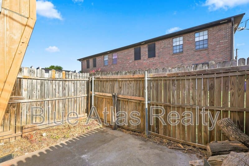 Fort Worth Townhome: 8108 Foxfire Lane - D