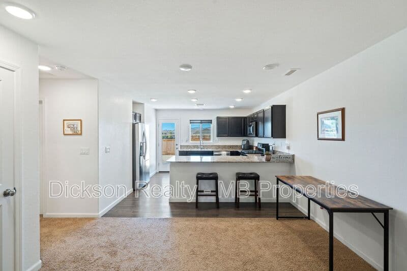 Reno House: 635 Fallon Station Road