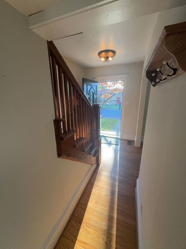 Stroudsburg House: 528 Lindbergh Avenue