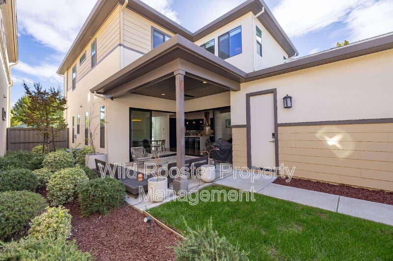 Sacramento House: 3500 Forney Way
