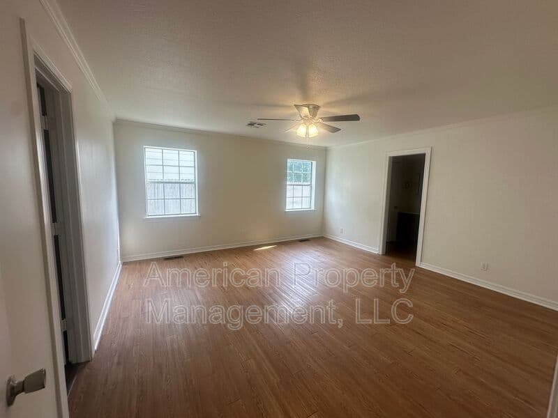Broken Arrow House: 3812 S Dogwood Ave.