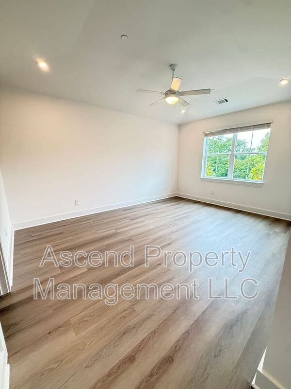 Mt Juliet Townhome: 100 Leggo Ave
