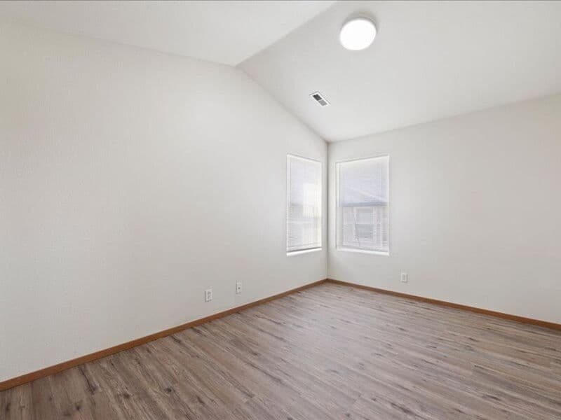 Pasco Condo: 6405 Chapel Hill Blvd.