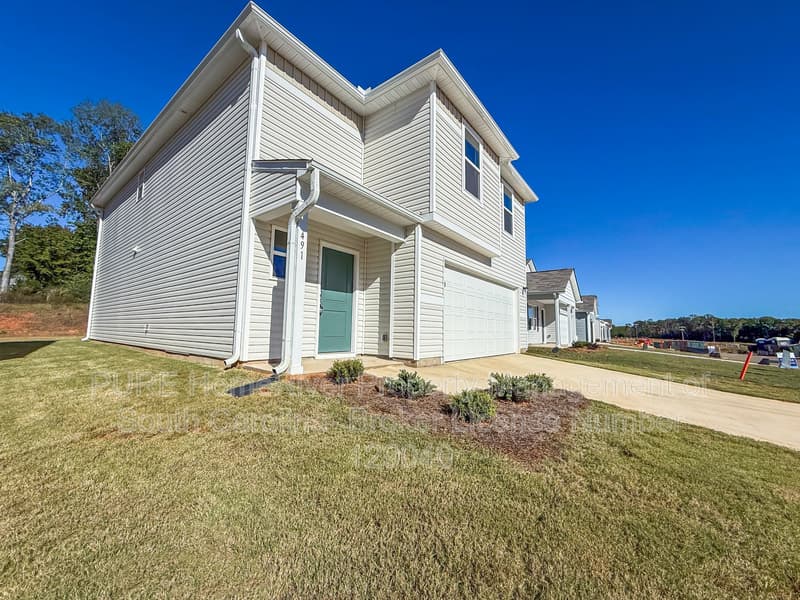 Spartanburg House: 491 Sundown Dr