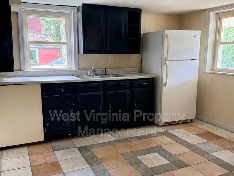 Beckley House: 117 Wildwood Ave