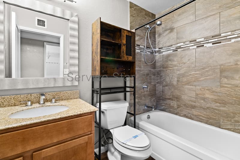 Phoenix House: 15411 N 2nd Pl