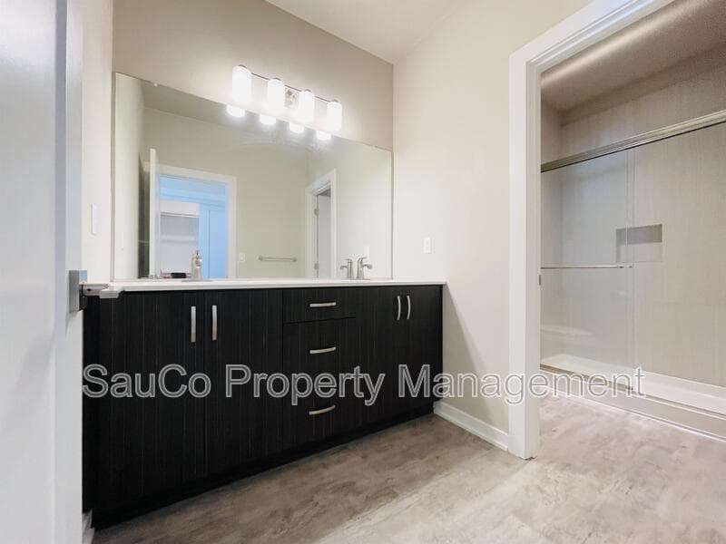 Beaverton House: 17153 SW Woodpecker Ln