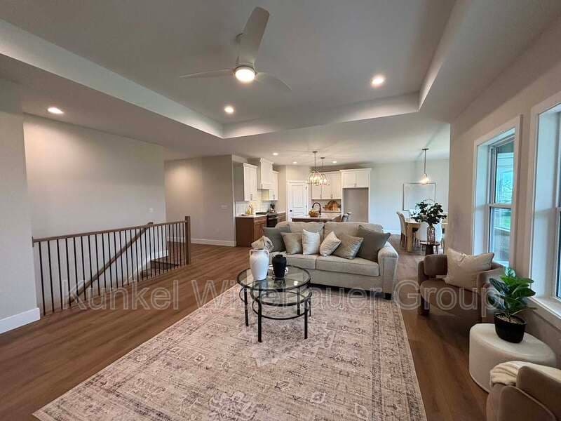 O'Fallon House: 641 Ambrose Drive