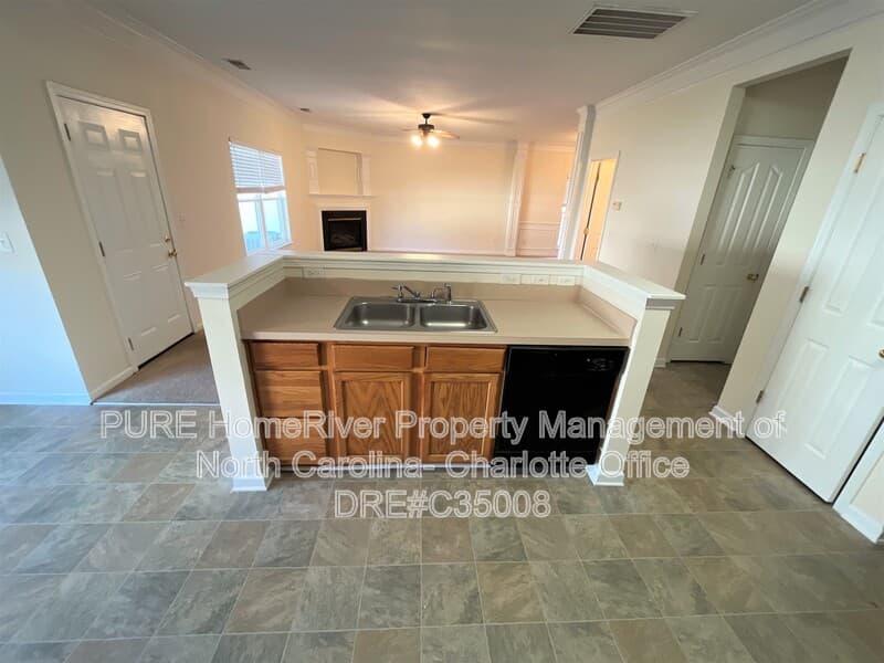 Charlotte House: 4803 Sunburst Ln