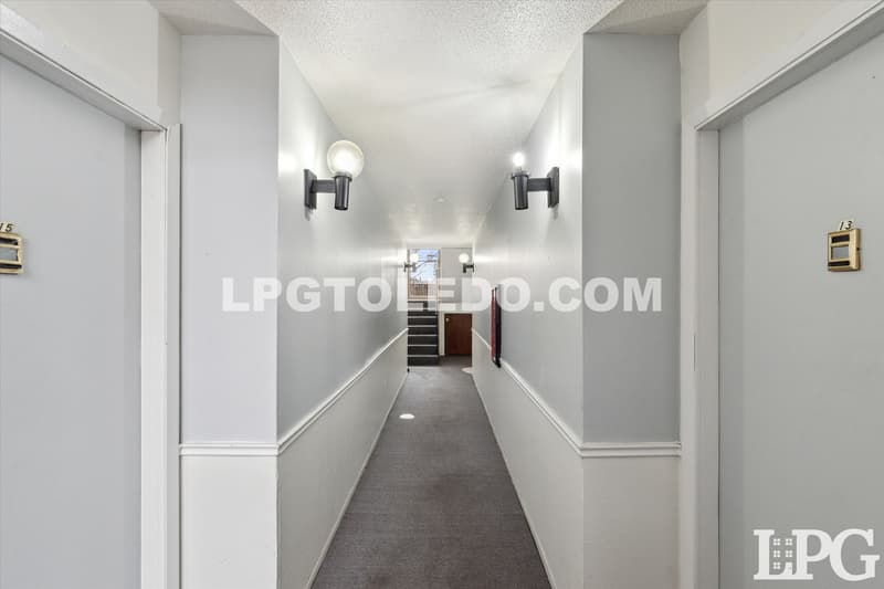Toledo Apartment: 6016 Secor Rd