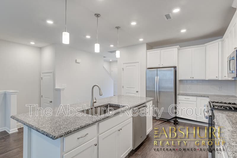 Durham Condo: 1053 Commack Drive