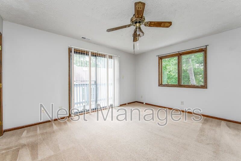 Fayetteville House: 3597 Hastings Drive