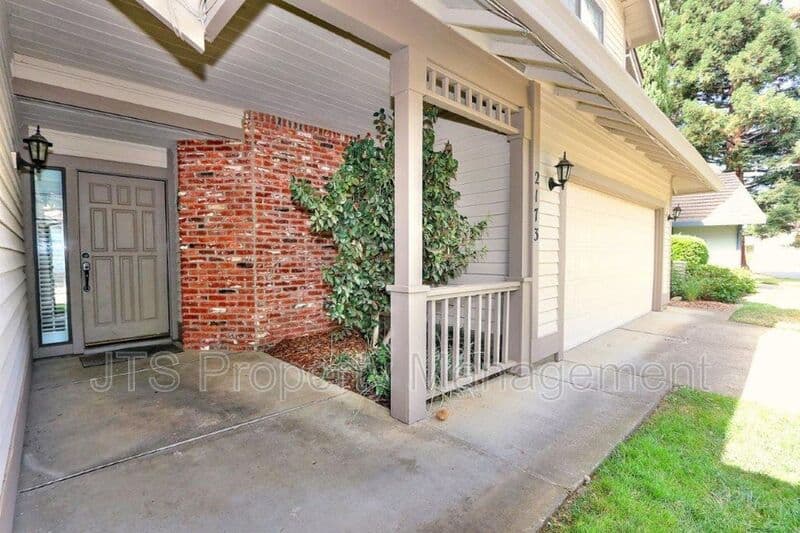 Gold River House: 2173 Roaring Camp Drive