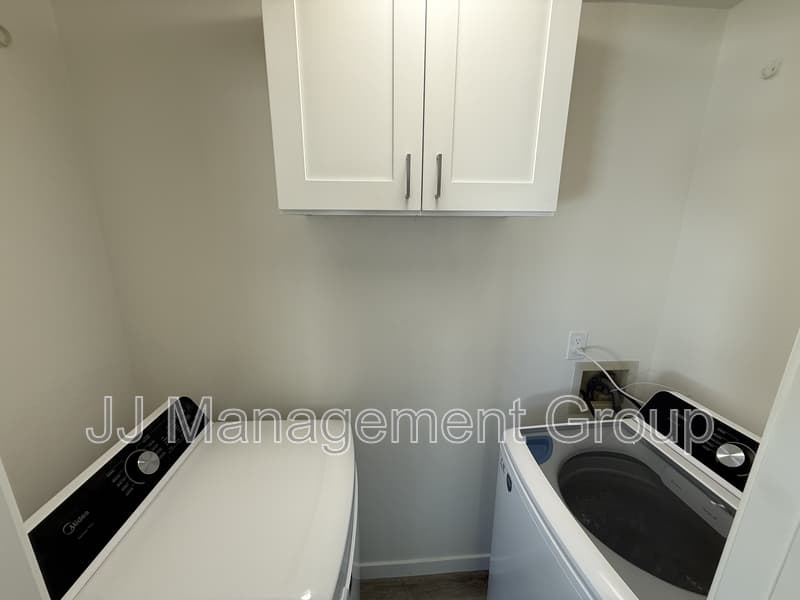 Cheney Condo: 1221 2nd Street