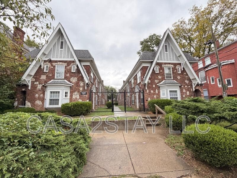 Louisville Condo: 1255 S Brook St
