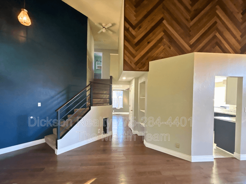 Reno House: 6326 Blue Lakes Court