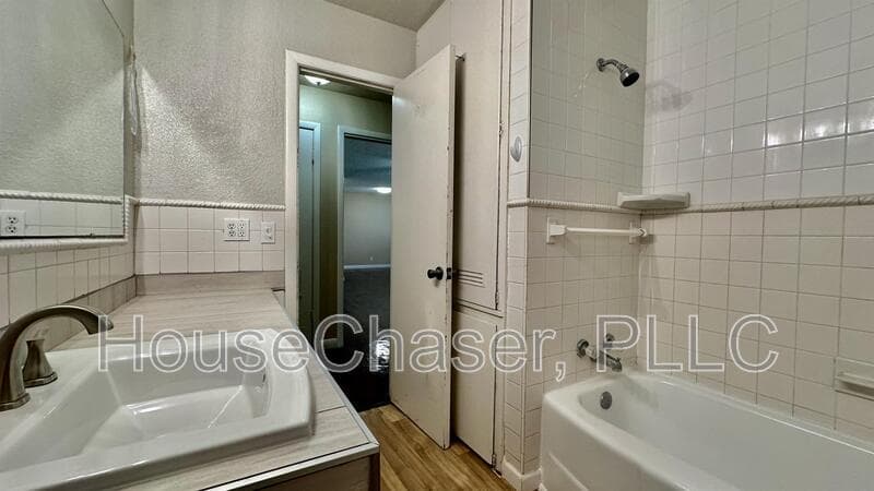Lubbock House: 3411 39th Street