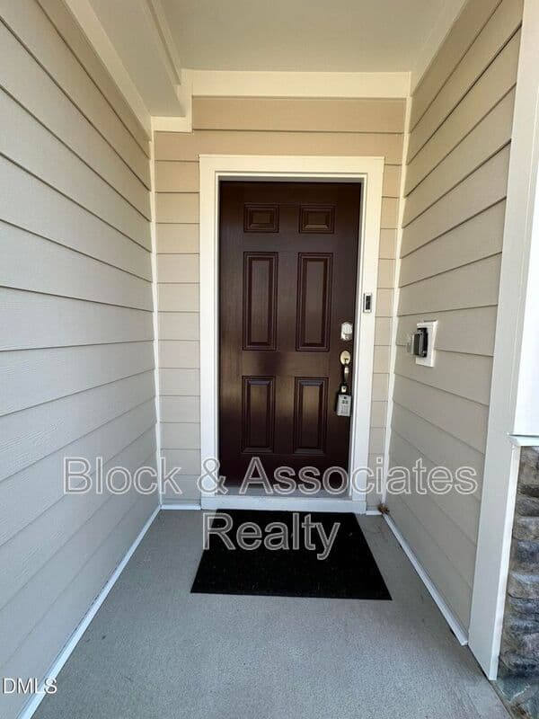 Wake Forest House: 608 Gimari Drive
