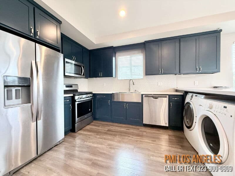 Los Angeles Townhome: 3650 Percy Street