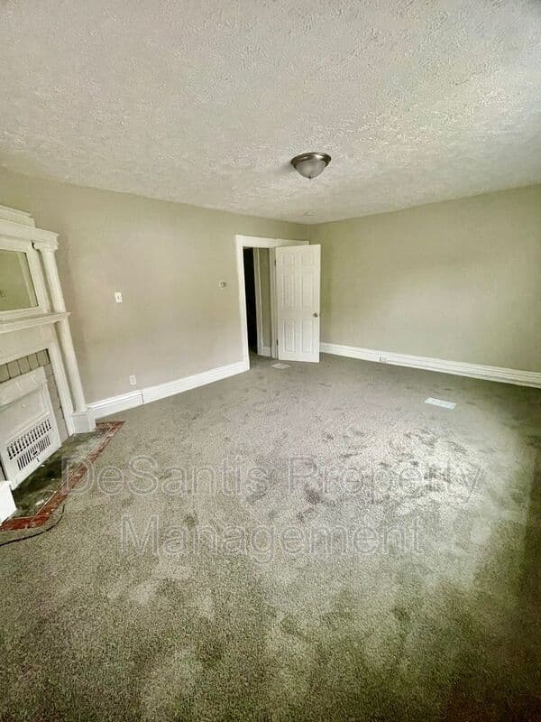Pittsburgh Condo: 120 Kathleen Street