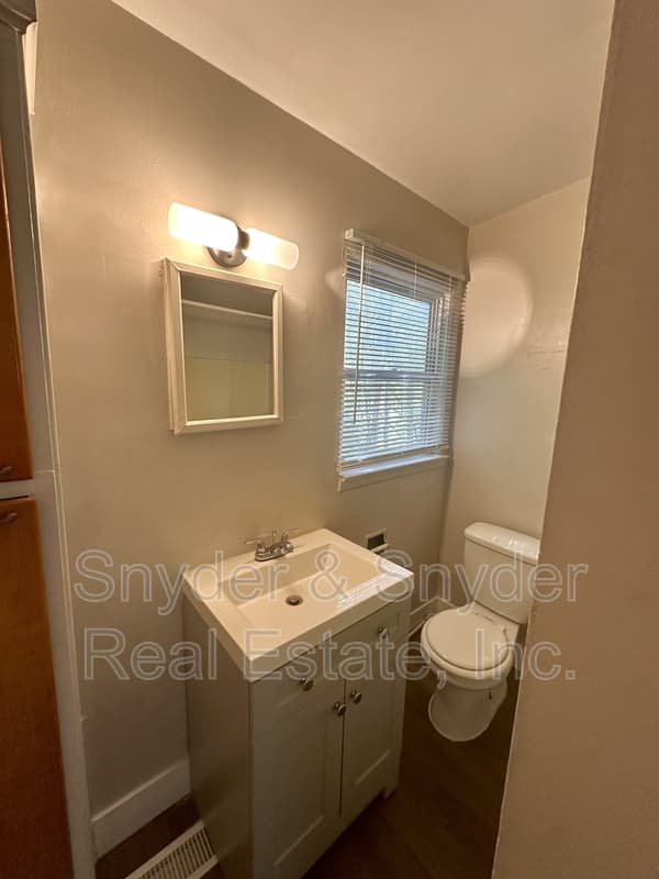 Akron Condo: 2356 Newton Street