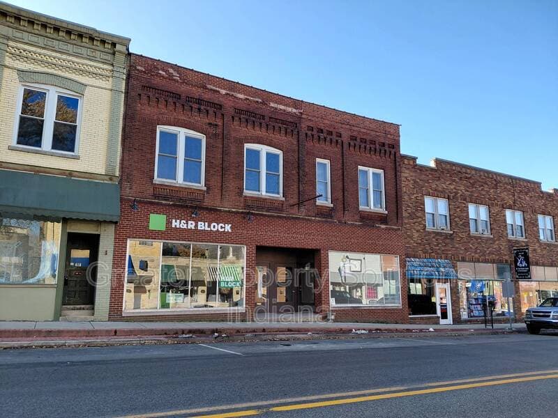 Lowell House: 416 E Commercial Ave1
